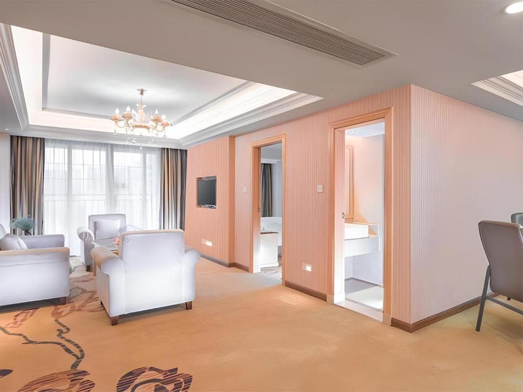Vienna Classic Hotel Qingyuan Taihe Ancient Cave Scenic Area Zewnętrze zdjęcie